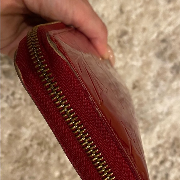 Authentic Vernis zippy Louis Vuitton wallet - Picture 12 of 12